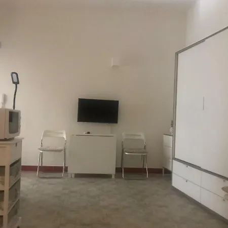 Apartment Grazioso Monolocale Nel Centro Storico Di